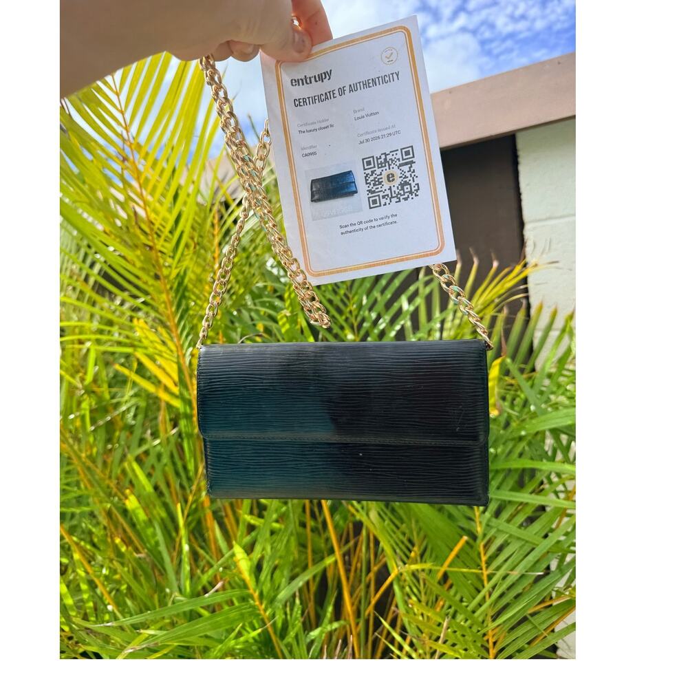Louis Vuitton International Black Epi Wallet w/ COA